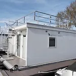 Ботель Houseboat Griffioen Home, Ньивпорт