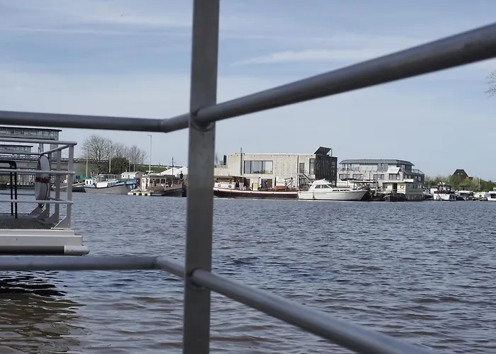 Houseboat Griffioen Home, *
