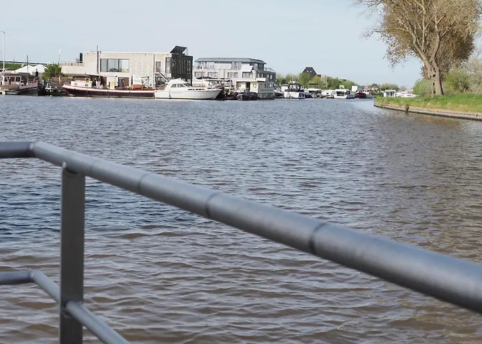 보트호텔 Houseboat Griffioen Home, *